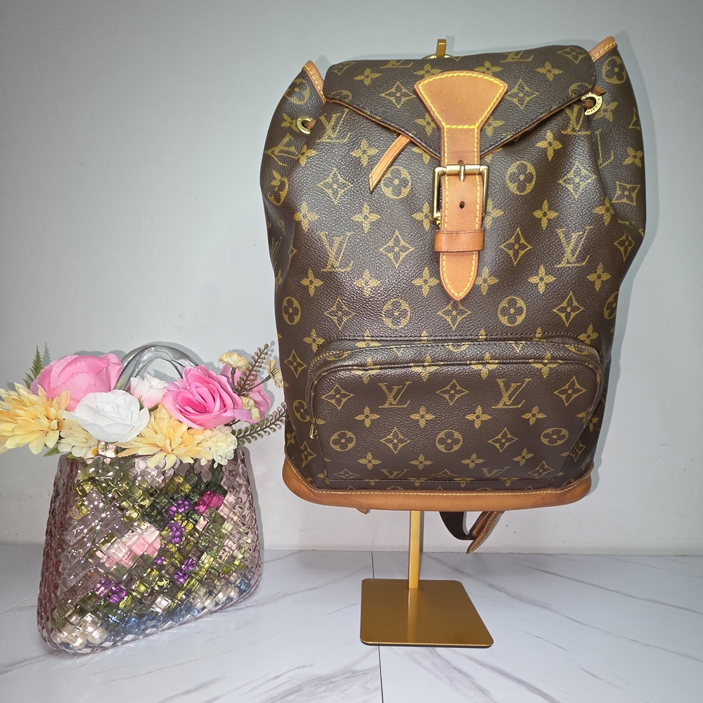 Louis Vuitton Monogram MONTSOURIS GM Backpack | MINT CONDITION 😍💕